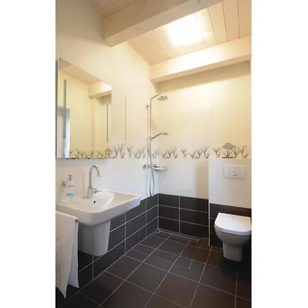 3 Bedroom Lovely In Сasa de vacaciones Dagebüll