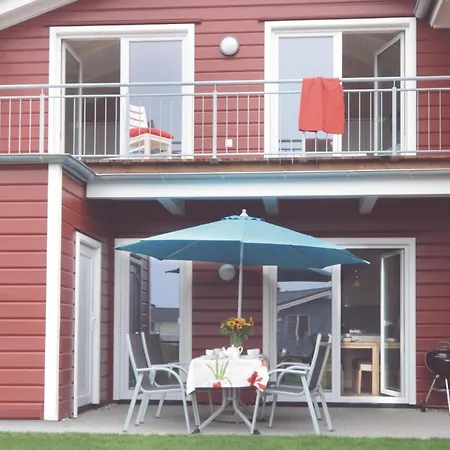 Сasa de vacaciones 3 Bedroom Lovely In *